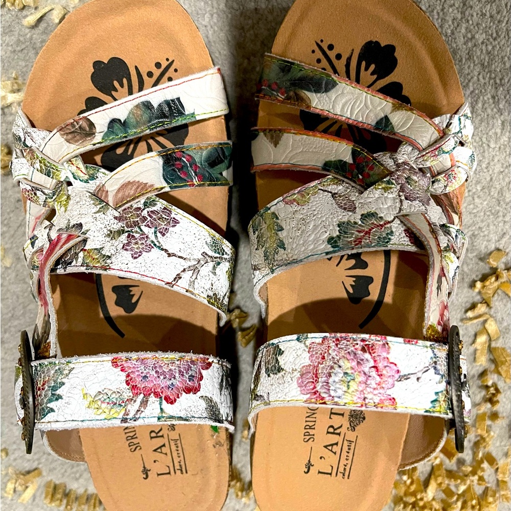 L’ARTISTE
Spring Step Women's Floral Sandals - Multi-color size: 36